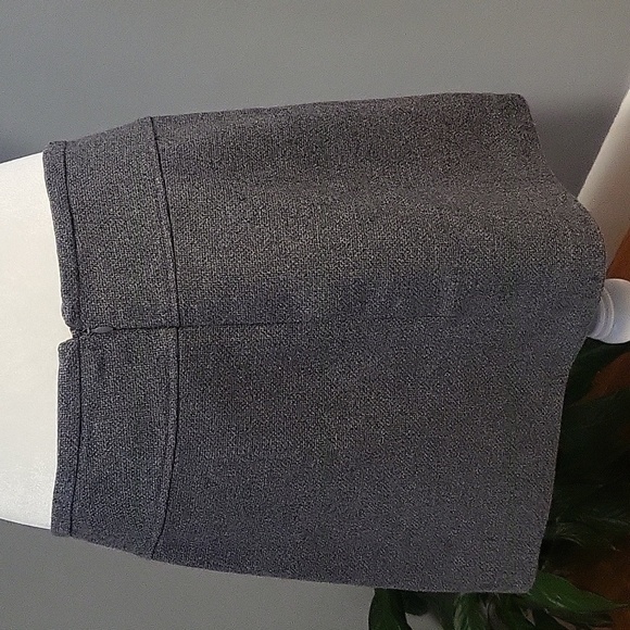 Kenar Gray Wool/Polyester Zipper Detail Lined Mini Skirt - Size 6 - Picture 3 of 5